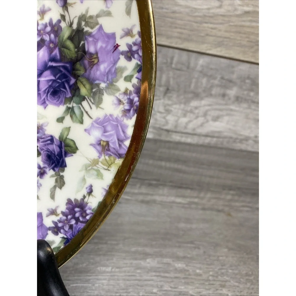 Victorias Garden Floral Dinner Plate w/ gold rim 11in